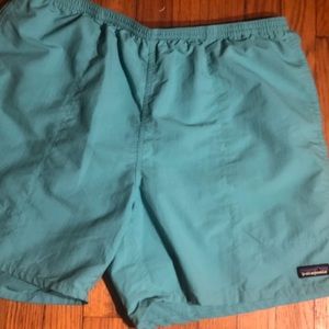 Patagonia baggie shorts- 7”